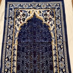 Prayer rug